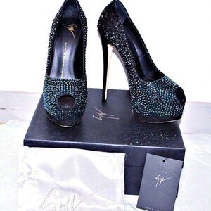 Giuseppe Zanotti Liza Swarovski Crystal-Embellished Peep-Toe Pumps 8/IT 39 $1505